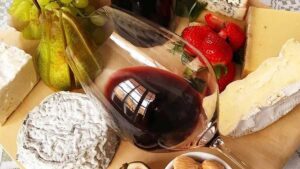 ket hop ruou vang voi pho mat